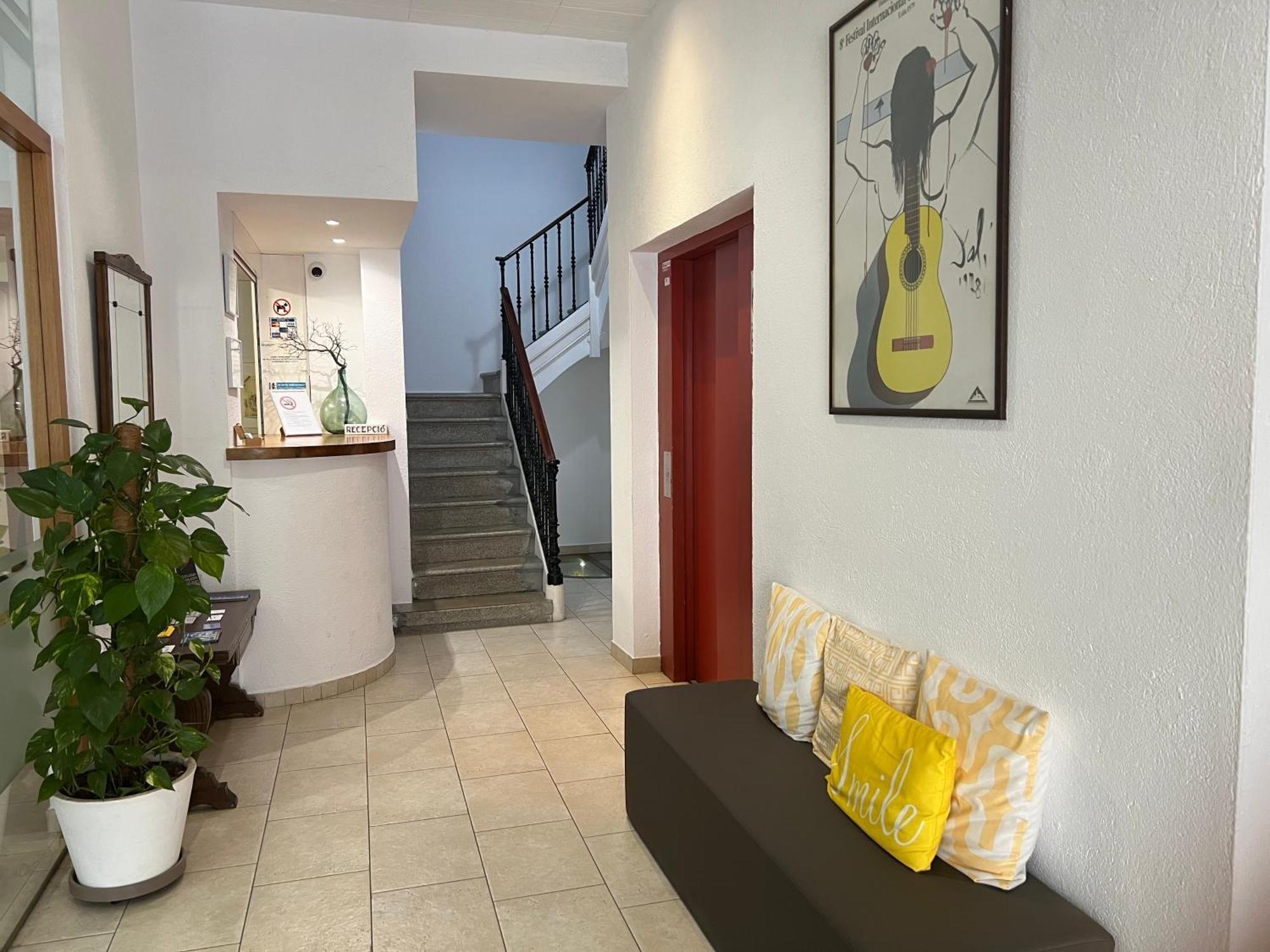 Vehi Hotel Cadaques Bagian luar foto